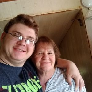 Meet your Posher, Andrew